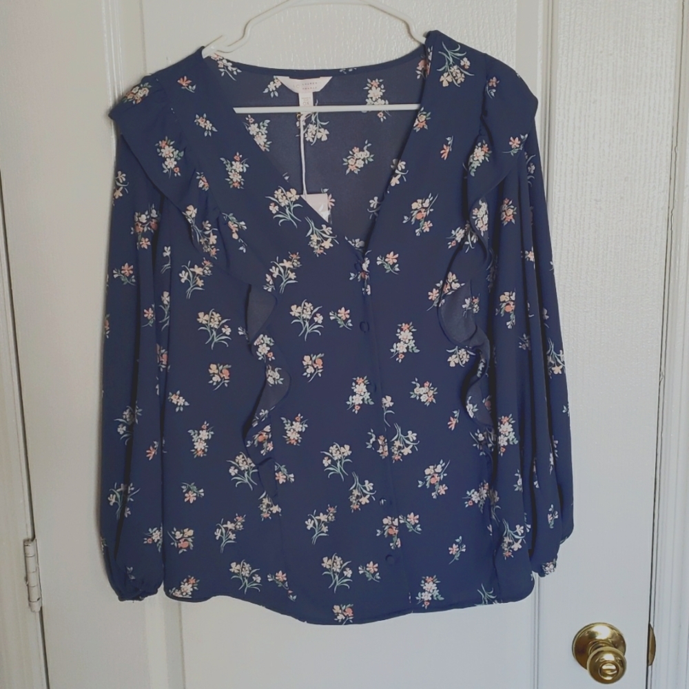 LC Conrad long sleeve blouse